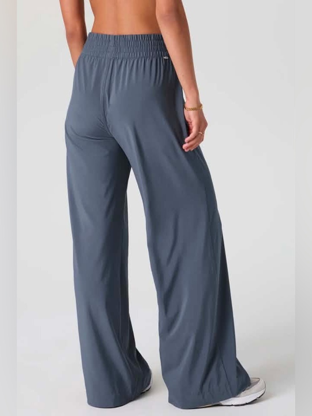 Vuori Villa Wideleg Pant, NEW ($128)! - Picture 2 of 4